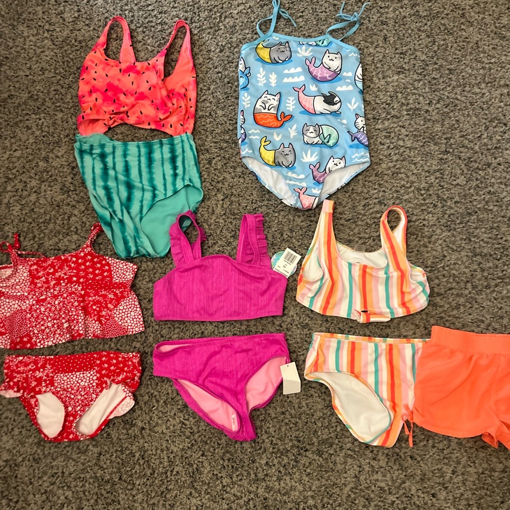Girls swim size 10/12